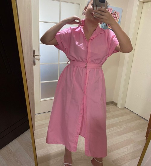 Gömlek Yaka Boydan Düğmeli Kemerli Elbise / Pembe Gömlek Yaka Boydan Düğmeli Kemerli Elbise / Pembe