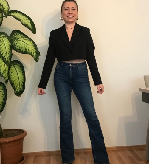 Tek Düğmeli Crop Ceket Siyah Tek Düğmeli Crop Ceket Siyah