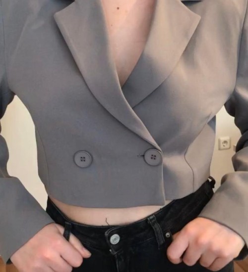 Tek Düğmeli Crop Ceket Gri Tek Düğmeli Crop Ceket Gri